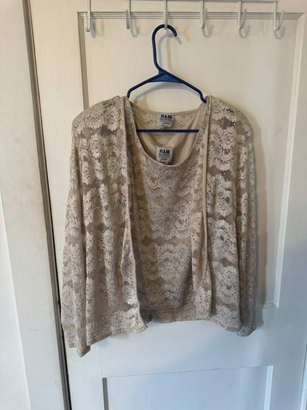 R&M Richards Cream Lace Embellished tank and matching jacket.  Size 16 Petite.
